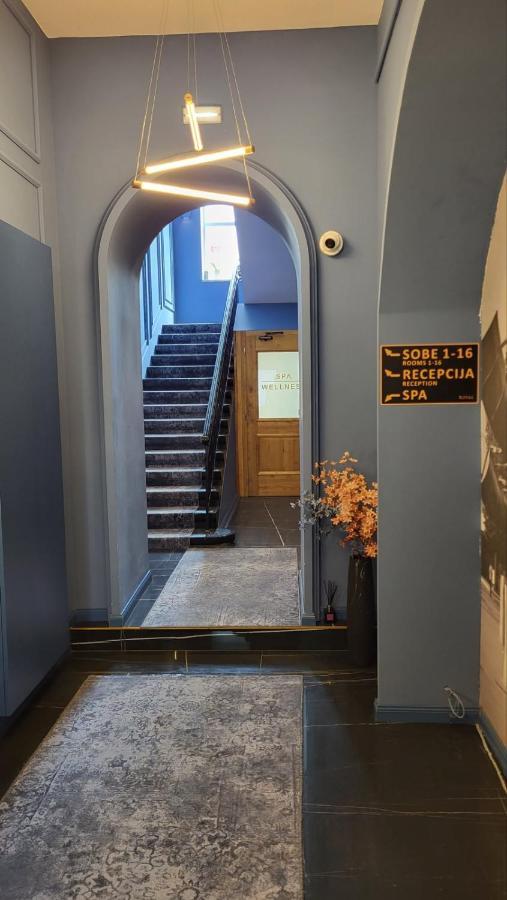 Royal Wellness And Spa Рума Екстериор снимка