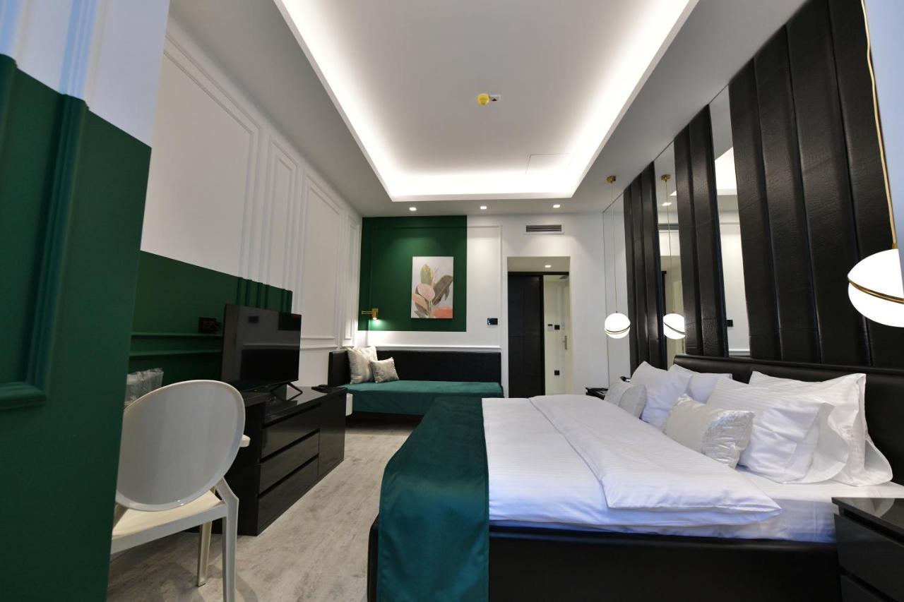 Royal Wellness And Spa Рума Екстериор снимка